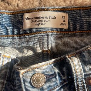 Abercrombie & Fitch High-Rise Vintage Flare Jean